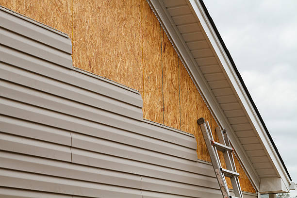 24/7 Emergency Vinyl Siding experts in Shreve, OH